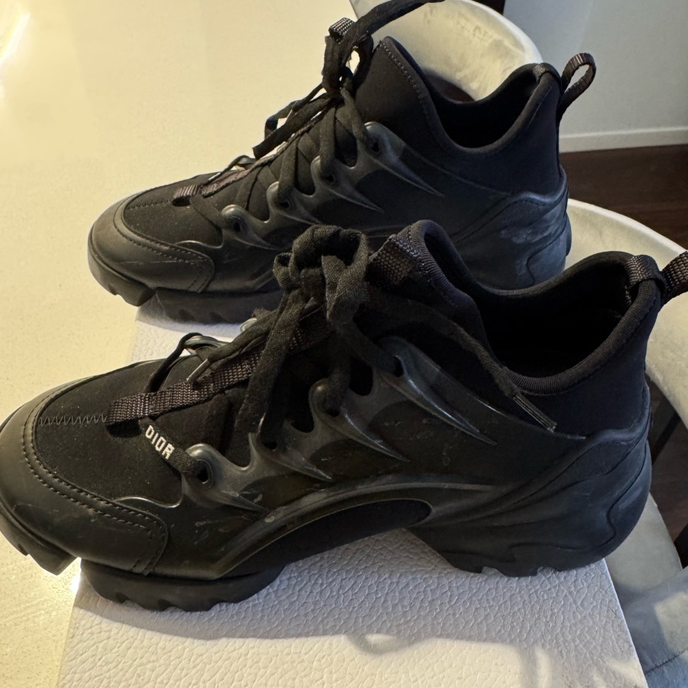 Dior Black High-Top Sneakers with Rugged Sole - Picture 2 of 5